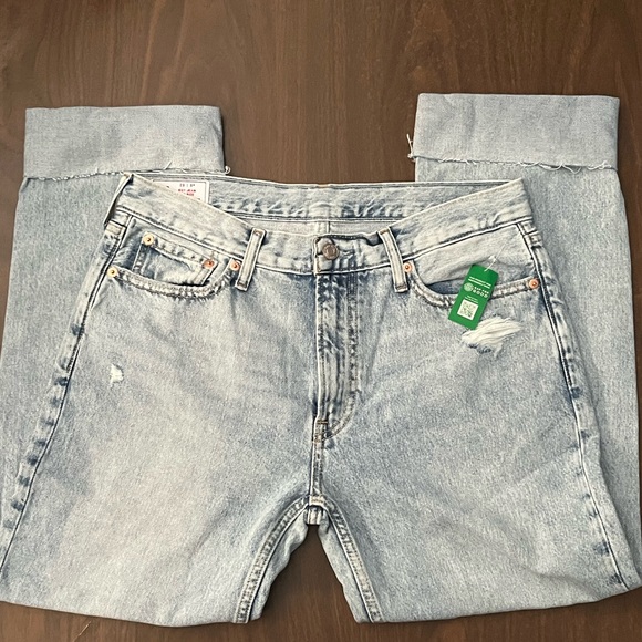 (NWT) GAP Mid Rise Boy Jeans - Picture 2 of 4